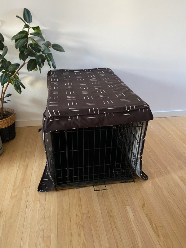 Molly Mutt Dog Crate Cover in Accessories in Edmonton - Image 2