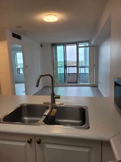 1 bdrm at Empress Walk