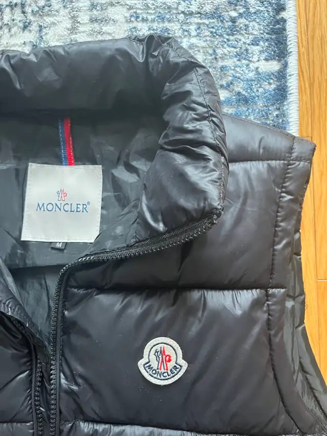 Moncler summer vest in Men's in Mississauga / Peel Region - Image 3