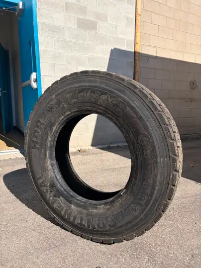 8x Continental HDR2+ drive tires. Like new condition, no cuts or damage whatsoever. Had them mounted...