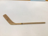 WHL 1974 New Westminster Bruins hockey club signed stick