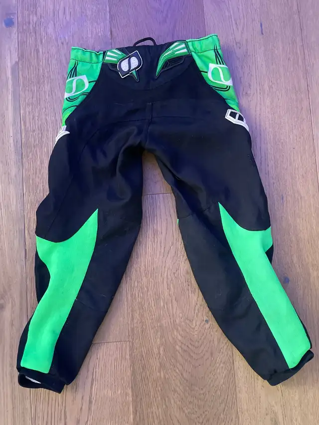 Youth MSR Riding Pants dirt bike, motocross, MX, ATV age 5/6 in Motorcycle Parts & Accessories in Calgary - Image 3