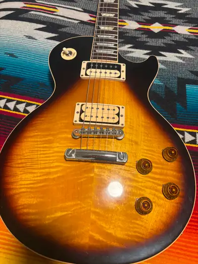 gibson les paul traditional in Guitars in Ontario | Kijiji