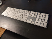 Apple Magic Keyboard with Numpad - in box