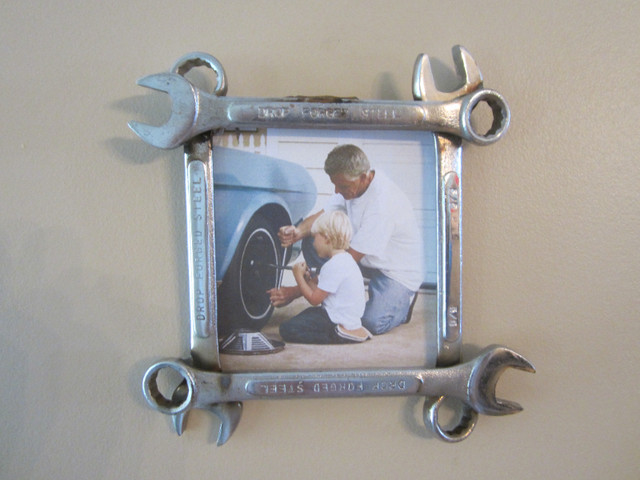 Picture Frame Wrench - Great Gift for Handyman/Father’s Day! in Other in Ottawa - Image 2