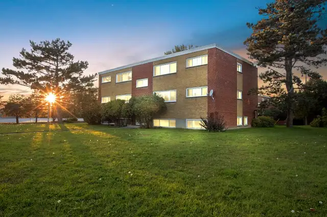 2 bedroom in Carlington, Available May & June 202562854409249409120