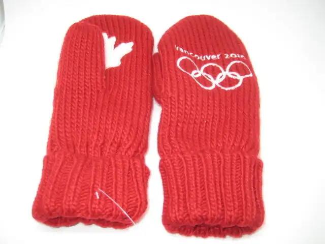 2010 VANCOUVER WINTER OLYMPICS TEAM CANADA RED MITTENS - TODDLER62864744141185124