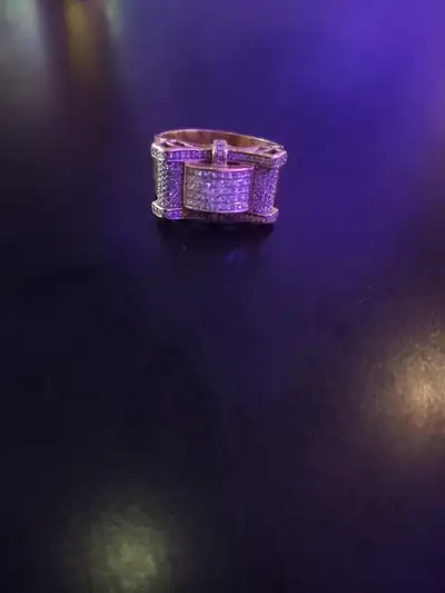 10 karate dimond gold ring, View more