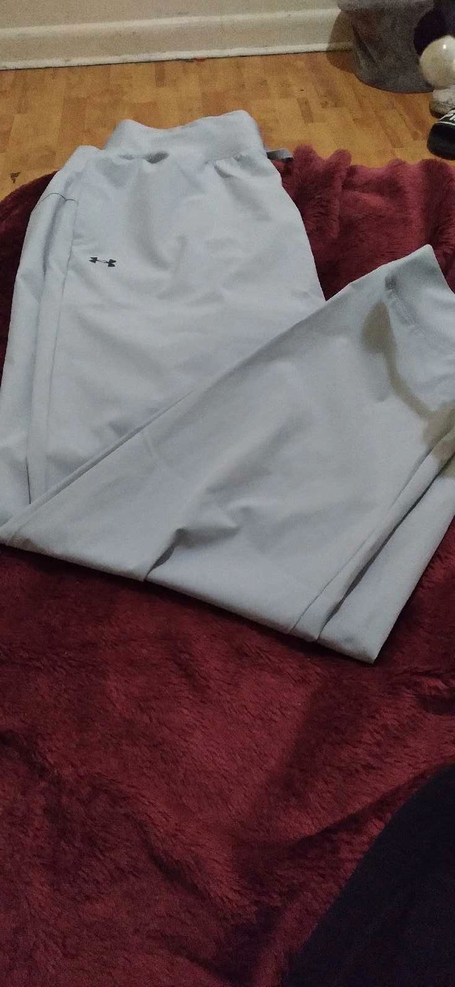 Ladies Under Armour Track Pants  in Women's - Bottoms in Winnipeg
