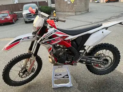 GasGas EC300 Bike is in great condition, kicks first or second try every time, tons of power, great...