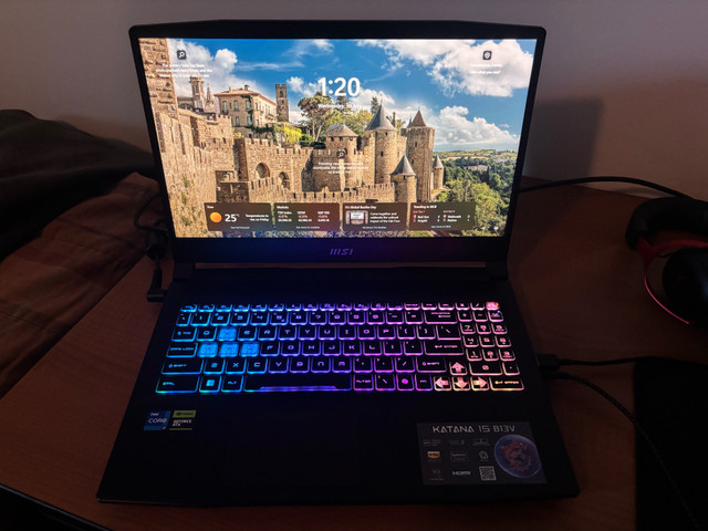 MSI Katana 15 B13V with mouse and headset in Laptops in City of Toronto