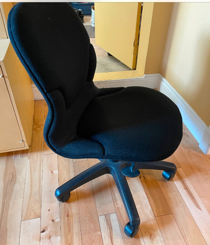 Office chair Chaises, Fauteuils inclinables Laval/Rive Nord Kijiji