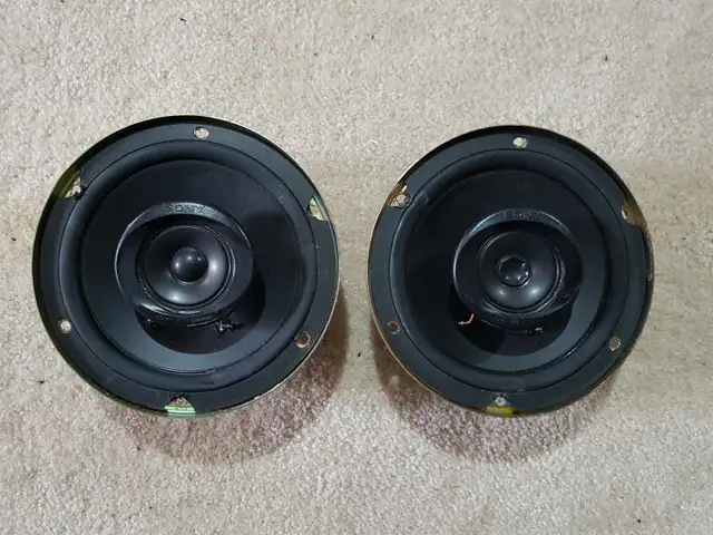 SONY XS-6027, 6" (INCH) SPEAKERS! in Speakers in Markham / York Region - Image 2