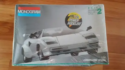 New Sealed Monogram Lamborghini LP500S Kit.I do not ship