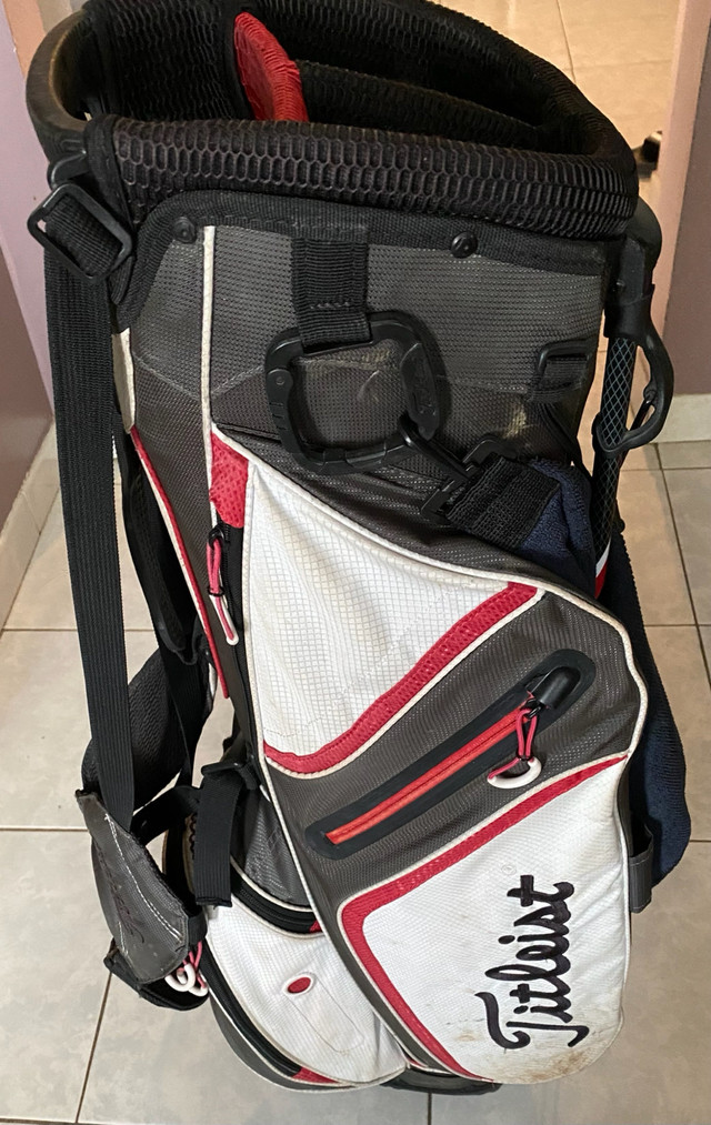 Titleist Golf Bag in Golf in Mississauga / Peel Region - Image 2