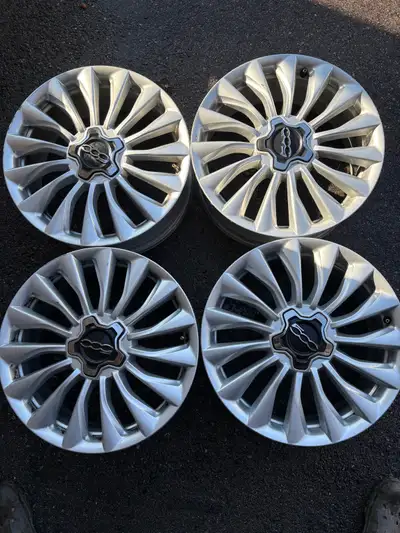 OEM Fiat 500 set of 4 alloy wheels 7Jx18 H2 ET 40 with TPMS sensors For 2016-2018 Fiat 500X Lounge 2...
