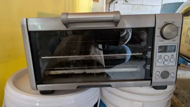 Breville Mini Smart Oven in Toasters & Toaster Ovens in Markham / York Region - Image 6