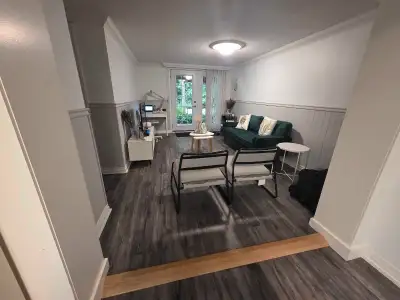 2 bedroom apartment (Kipling and Eglinton)