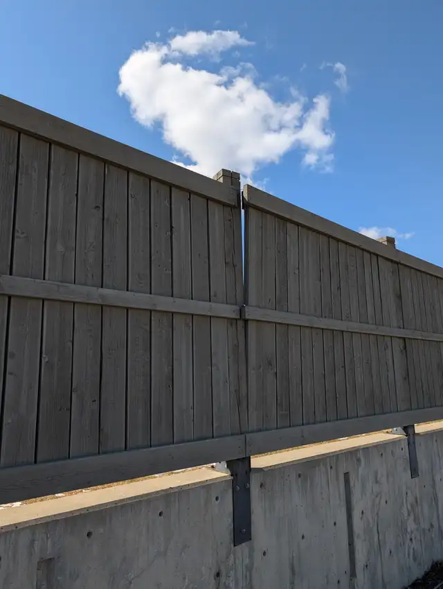 Edmonton Fence in Fence, Deck, Railing & Siding in Edmonton - Image 4