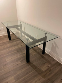 Authentic Le Corbusier LC6 glass dining table by Cassina