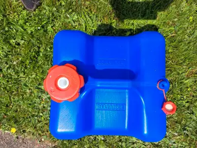 New six gallon container. ** Located in Summerside. **