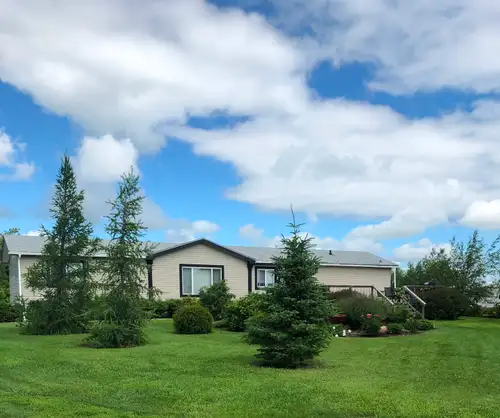 2008 -4 bed-2 baths-20x80 mobile home with walk in closet.Pantry & storage room.Open concept kitchen...