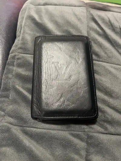 Louis Vuitton wallet - lightly used