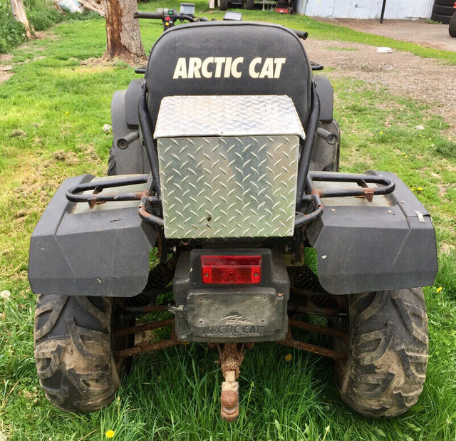 Parting out 2003 Arctic Cat trv 500cc automatic 4x4 in ATV Parts, Trailers & Accessories in Ottawa - Image 4