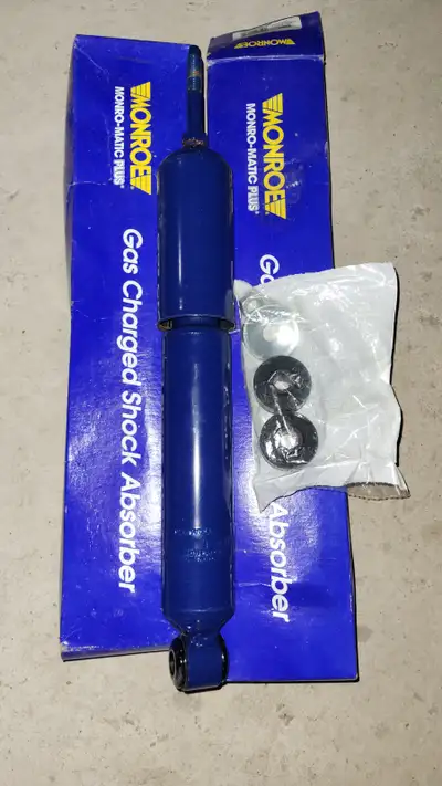 New Monroe Monro-Matic shocks 32356, these fit 1999-2024 Ford F350 superduty,1999-2024 Ford F250 sup...