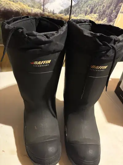 Baffin winter boots for men size9, View more