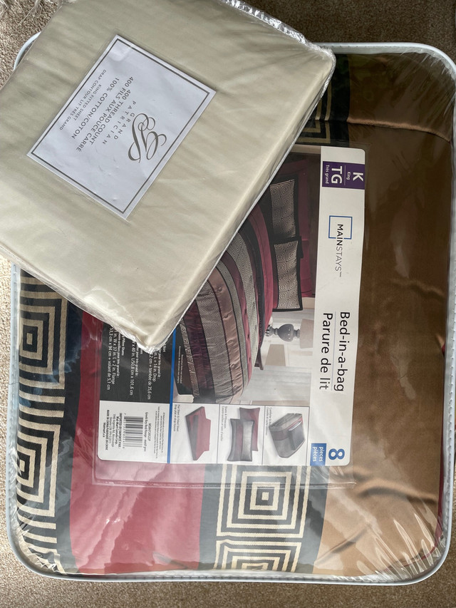 8 pieces of bed comforter and shees plus fitted sheet in Beds & Mattresses in Burnaby/New Westminster