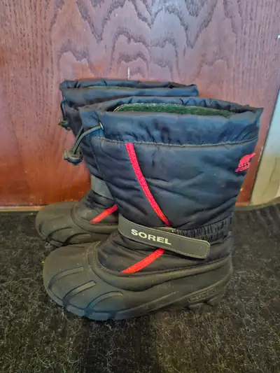 Sorel Winter boots Youth Size 4, View more