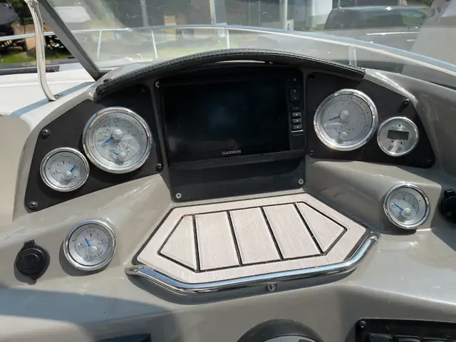 Bateau Stingray 250CR, 2020 in Powerboats & Motorboats in Laval / North Shore - Image 11