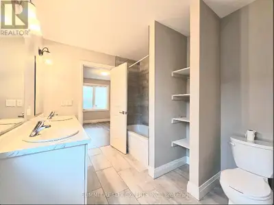 2 female roomates wanted - 4 bed, 3 bath - ~20 years old