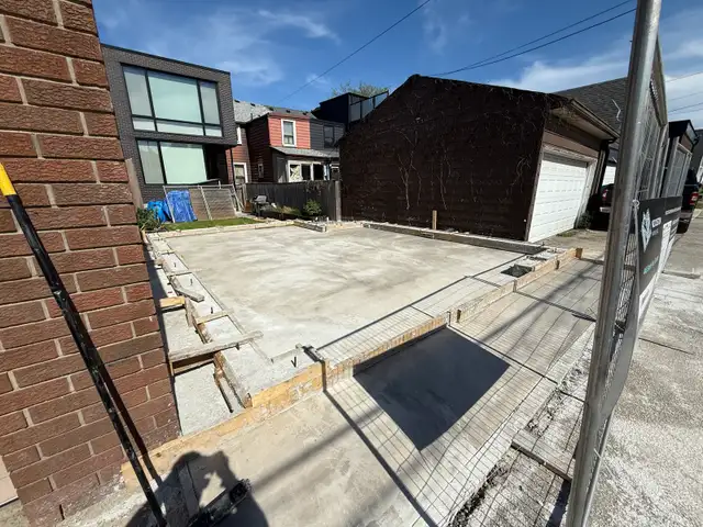 Concrete new or old587820356884254722