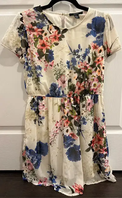 Floral Dress, Size M, View more