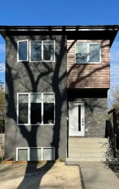 215 Campbell Street