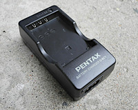 Pentax / Nikon / Olympus / FujiFilm / Panasonic DigiCam Chargers