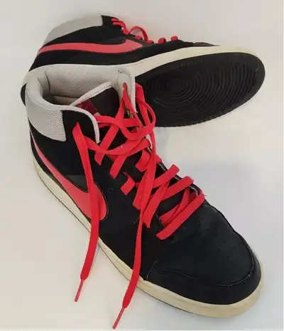 Chaussures NIKE backboard II pointure 11 US, Voir plus