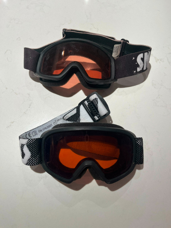 Ski goggles kids 5 to 8 yrs old in Ski in Oakville / Halton Region