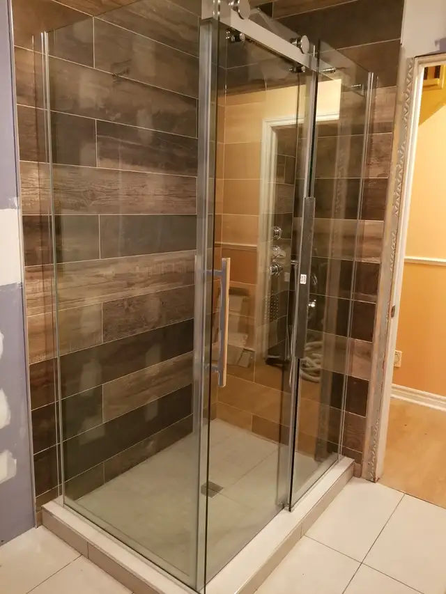 Service d'installation de portes de douche in Windows, Doors & Trim in City of Montréal - Image 7