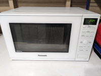 Microwave Panasonic White 1200W Inverter- Works Like New