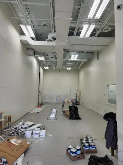 Freelance painter available to fill in, help out or do the whole project. Over 25 yrs. exp.. interio...