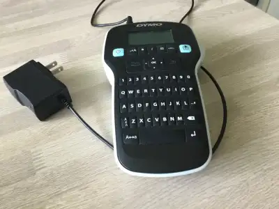 Rechargeable and/or Triple AAA Battery Operated