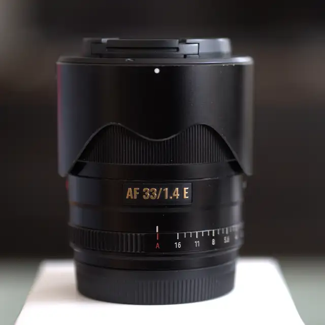 VILTROX AF 33mm f1.4 Sony E-mount APS-C cameras + Digital Vision in Cameras & Camcorders in City of Montréal - Image 2