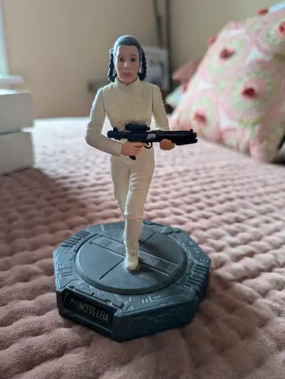 1998 Star Wars Epic Force Princess Leia  Rotating Base, View more