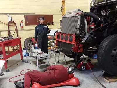 Honest & Clean Work with 28 Years of Experience We Are available For All Your Vehicle Needs! PACCAR...