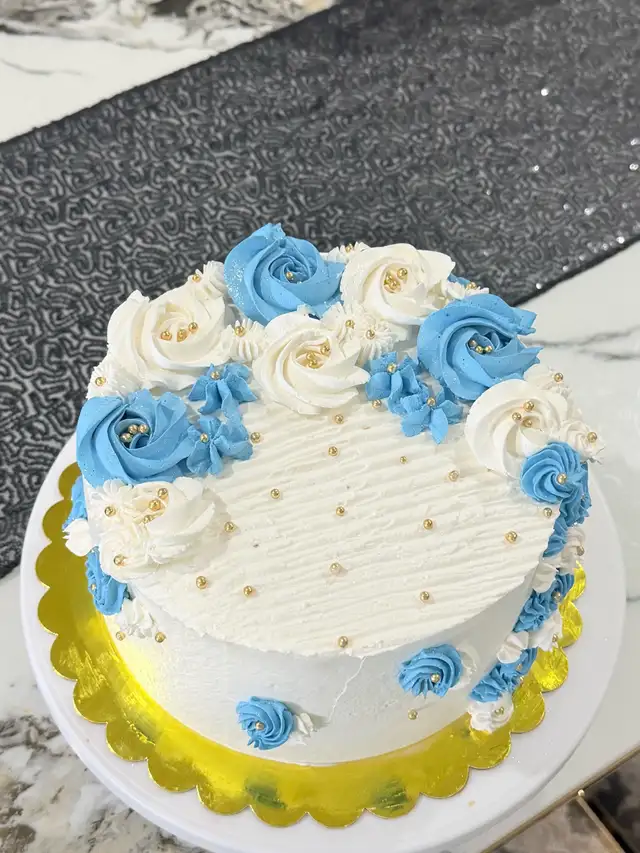 Delicious homemade eggless cakes - custom orders available523046261129236483
