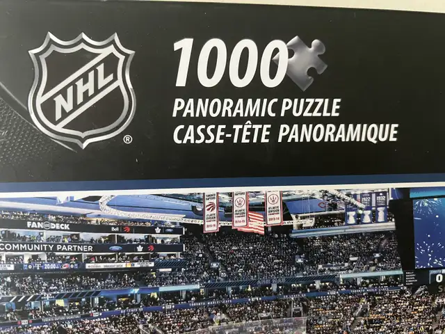 Maple Leafs 1000 Piece Panoramic Puzzle64985462843906124