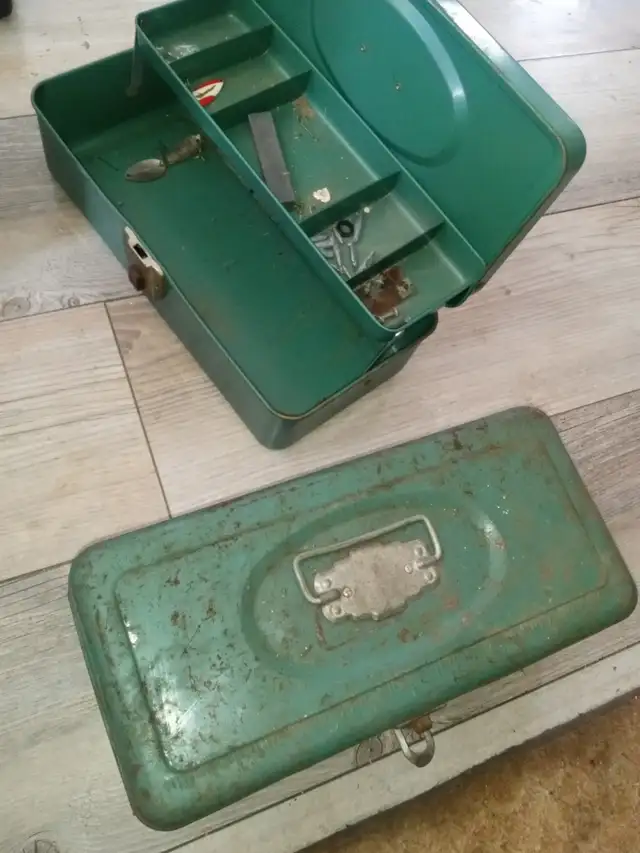 Job lot vintage fishing stuff in Arts & Collectibles in Oshawa / Durham Region - Image 6